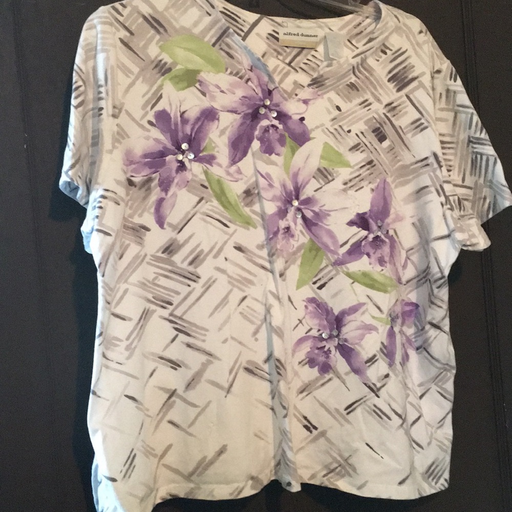Worthington Women’s shirt